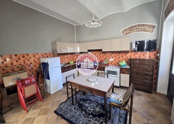 Cucina - Trilocale corso San Secondo, 48, Bra - foto 2