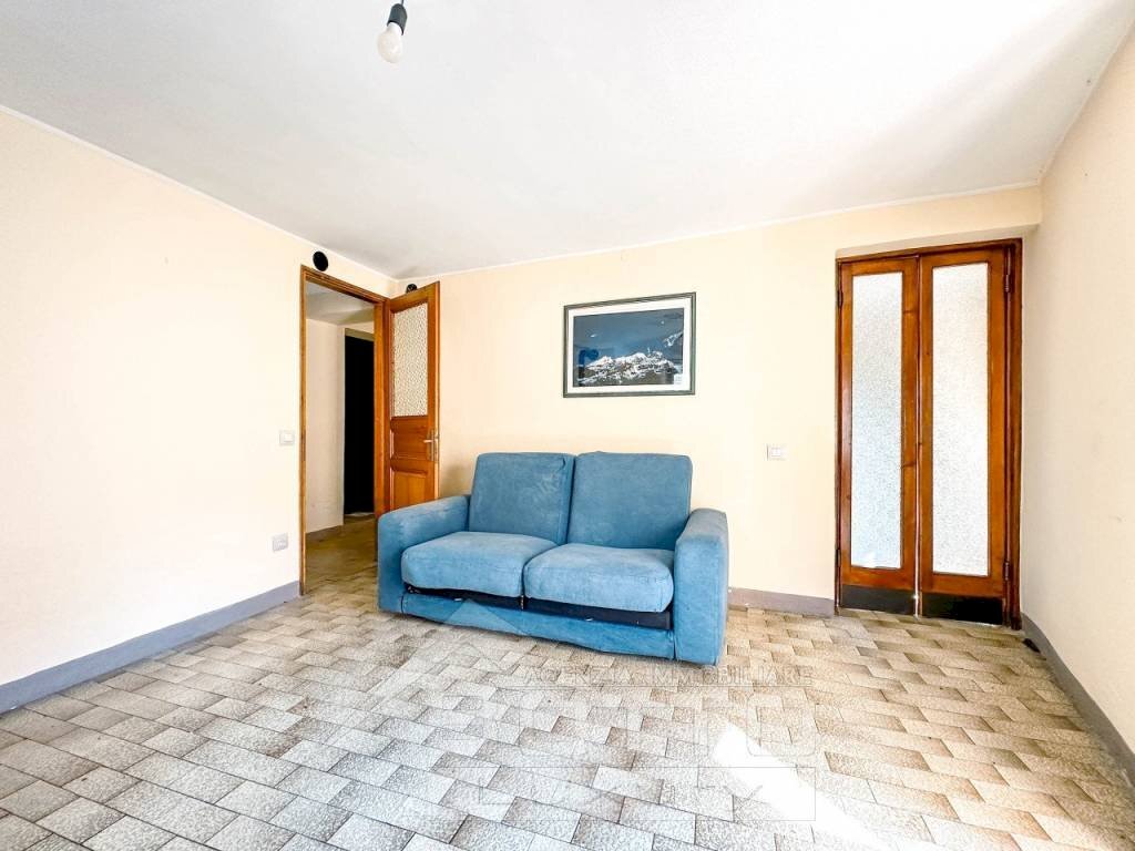 Salone - Trilocale Località Centro, Cervatto - foto 2