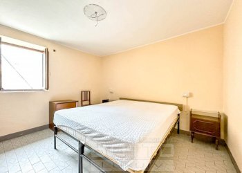 Camera da letto - Trilocale Località Centro, Cervatto - foto 9