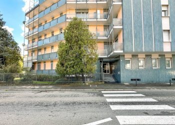 appartamento vendita borgosesia esterno5 - Quadrilocale via 25 Aprile 1, Borgosesia - foto 2