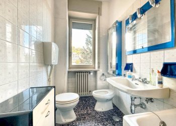 appartamento vendita borgosesia bagno23 - Quadrilocale via 25 Aprile 1, Borgosesia - foto 17