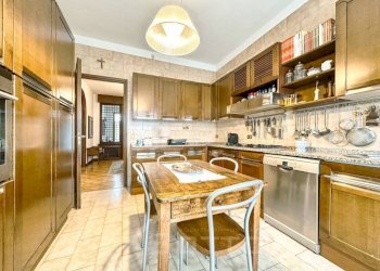 Cucina - Quadrilocale corso Giuseppe Garibaldi 21, Gattinara - foto 10