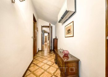 Interno appartamento - Quadrilocale corso Giuseppe Garibaldi 21, Gattinara - foto 16