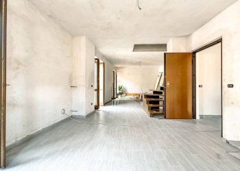 Stanza non arredata - Quadrilocale via Ferrari, 46, Valduggia - foto 4