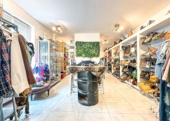 showroom vendita quarona stanza1 wmk 0 - Capannone corso Rolandi 181, Quarona - foto 8