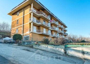 Facciata - Quadrilocale via Ducale 15, Serravalle Sesia - foto 15