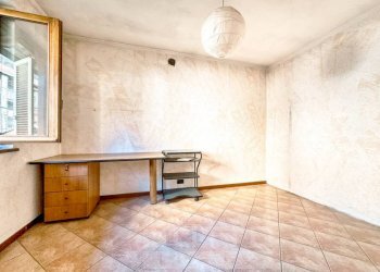 Stanza arredata - Appartamento via Cavaglia Sterna 10, Varallo - foto 14