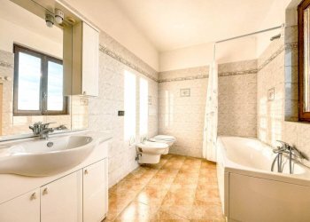 Bagno - Appartamento via Cavaglia Sterna 10, Varallo - foto 17