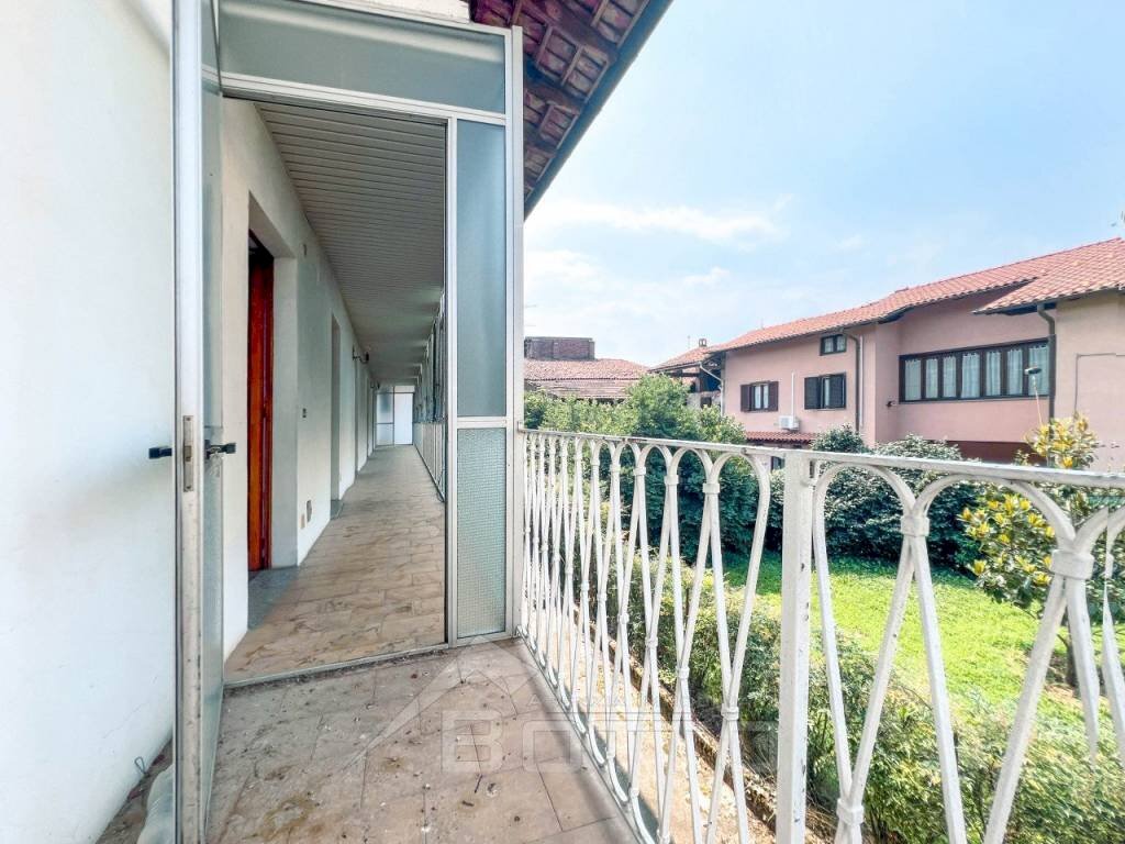 casa vendita ghemme balcone wmk 0 - Casa indipendente vicolo Montirone, 2, Ghemme - foto 2