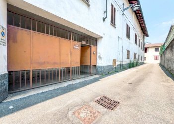 casa vendita ghemme esterno wmk 0 - Casa indipendente vicolo Montirone, 2, Ghemme - foto 3