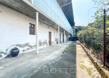 casa vendita ghemme cortile1 wmk 0 - Casa indipendente vicolo Montirone, 2, Ghemme - foto 5