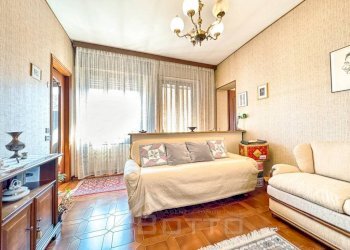 casa vendita ghislarengo salotto3 wmk 0 - Villa a Schiera via Roma, 15/C, Ghislarengo - foto 3