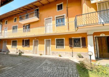 casa vendita ghislarengo esterno wmk 0 - Villa a Schiera via Roma, 15/C, Ghislarengo - foto 18