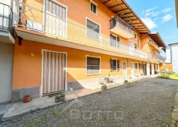 Facciata - Villa a Schiera via Roma, 15/C, Ghislarengo - foto 20