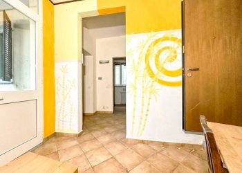 Ingresso - Casa indipendente piazza viotti, 10, Grignasco - foto 15