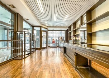 Interno non residenziale - Abbigliamento - Intimo corso Giuseppe Garibaldi 19, Gattinara - foto 1