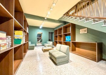 Salone - Abbigliamento - Intimo corso Giuseppe Garibaldi 19, Gattinara - foto 11