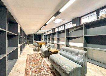 Stanza arredata - Abbigliamento - Intimo corso Giuseppe Garibaldi 19, Gattinara - foto 15