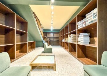 Stanza arredata - Abbigliamento - Intimo corso Giuseppe Garibaldi 19, Gattinara - foto 18