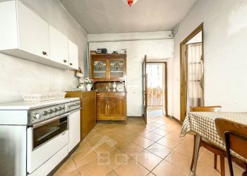 casa vendita bornate cucina2 wmk 0 - Casa indipendente via Monte Grappa n 25, Serravalle Sesia - foto 8