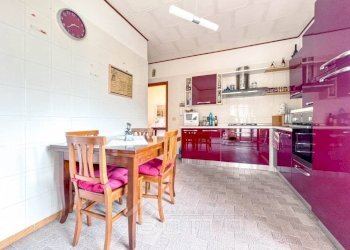 appartamento vendita quarona cucina1 wmk 0 - Trilocale via alla Noca 4, Quarona - foto 5