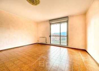 Stanza non arredata - Trilocale via ARGENTI 1/B, Borgosesia - foto 4