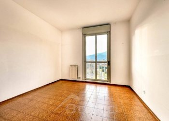 Stanza non arredata - Trilocale via ARGENTI 1/B, Borgosesia - foto 7