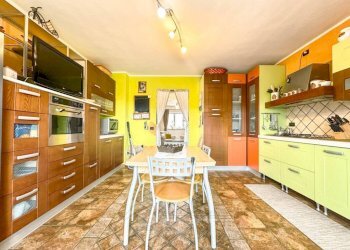 Cucina - Casa indipendente vicolo Ceraia, 34, Cavallirio - foto 7