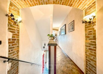 Corridoio - Casa indipendente vicolo Ceraia, 34, Cavallirio - foto 11