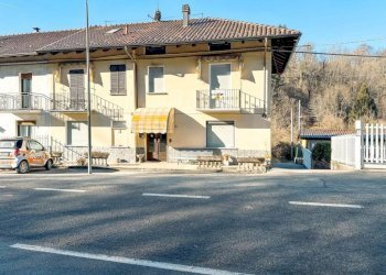 Facciata - Independent house FRAZIONE PLELLO 119, Borgosesia - photo 2