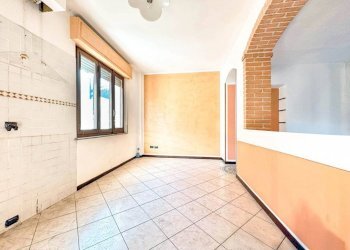 Stanza non arredata - Independent house FRAZIONE PLELLO 119, Borgosesia - photo 6