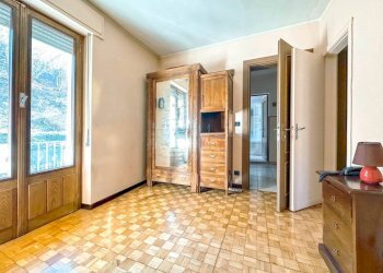 Stanza non arredata - Independent house FRAZIONE PLELLO 119, Borgosesia - photo 13