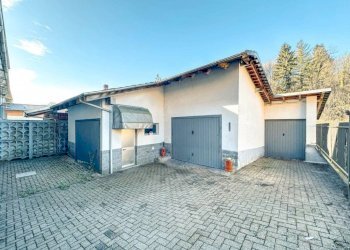 Box auto - Independent house FRAZIONE PLELLO 119, Borgosesia - photo 21