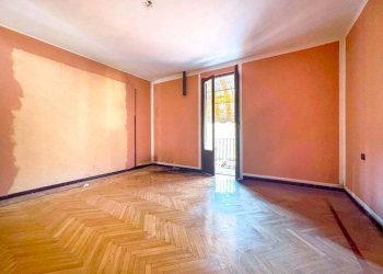 Stanza non arredata - Independent house FRAZIONE PLELLO 119, Borgosesia - photo 29