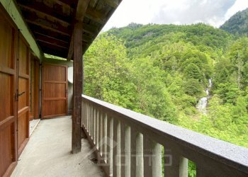 Balcone - Casa indipendente FRAZIONE FERRATE, Alto Sermenza - foto 16