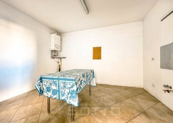 Camera da letto - Capannone via Ottaviano 45, Gattinara - foto 15