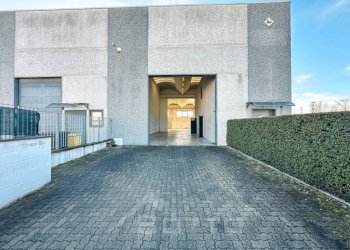 Facciata - Capannone via Ottaviano 45, Gattinara - foto 21