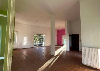 Stanza non arredata - Four-room apartment via Piero Gobetti, Nizza Monferrato - photo 7