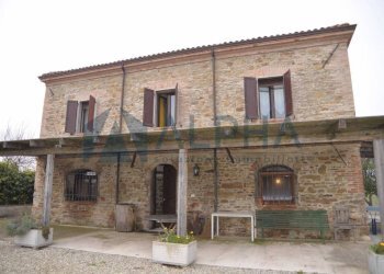 Facciata - Rustico via Bora Busche, Cesena - foto 3