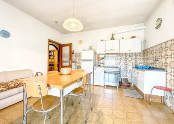 Cucina - Casa indipendente via Tancognino 38, Gozzano - foto 19