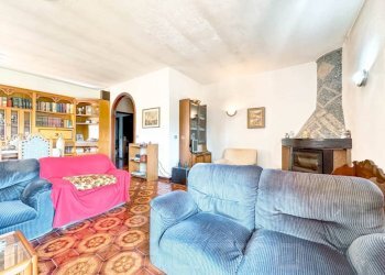 Salone - Casa indipendente via Tancognino 38, Gozzano - foto 21