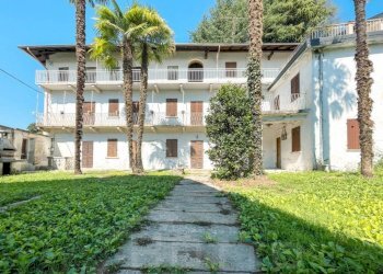 Facciata - Villa a Schiera via Dante 20, Soriso - foto 2