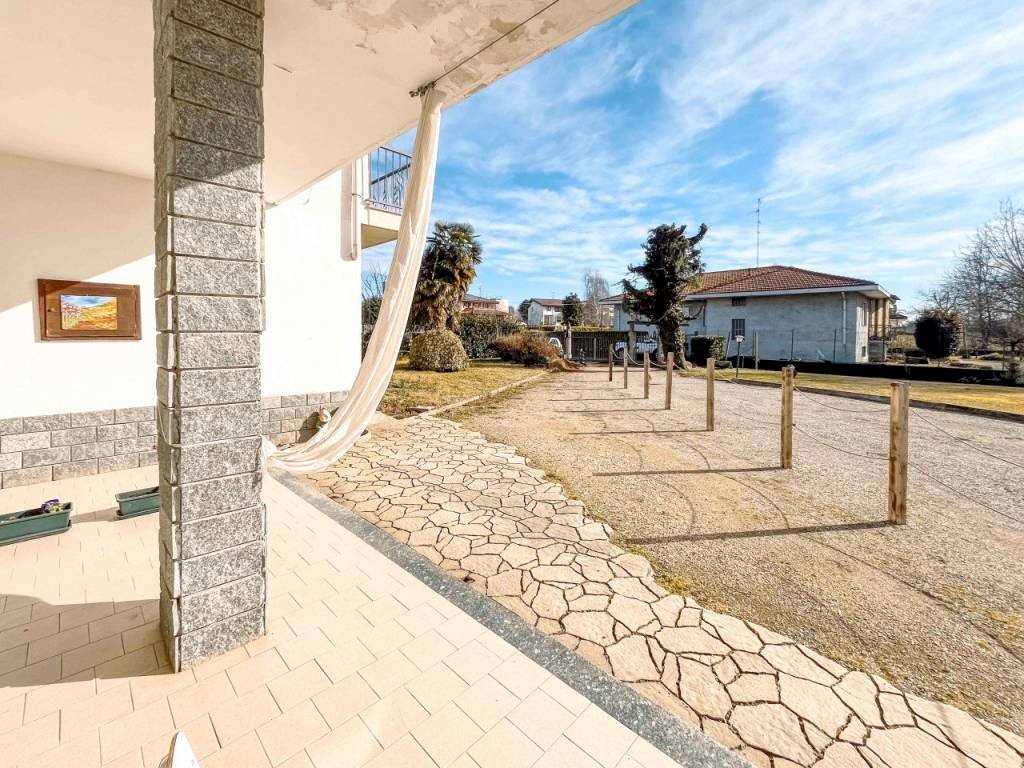 Giardino - Trilocale via Novara, 188/a, Borgomanero - foto 3