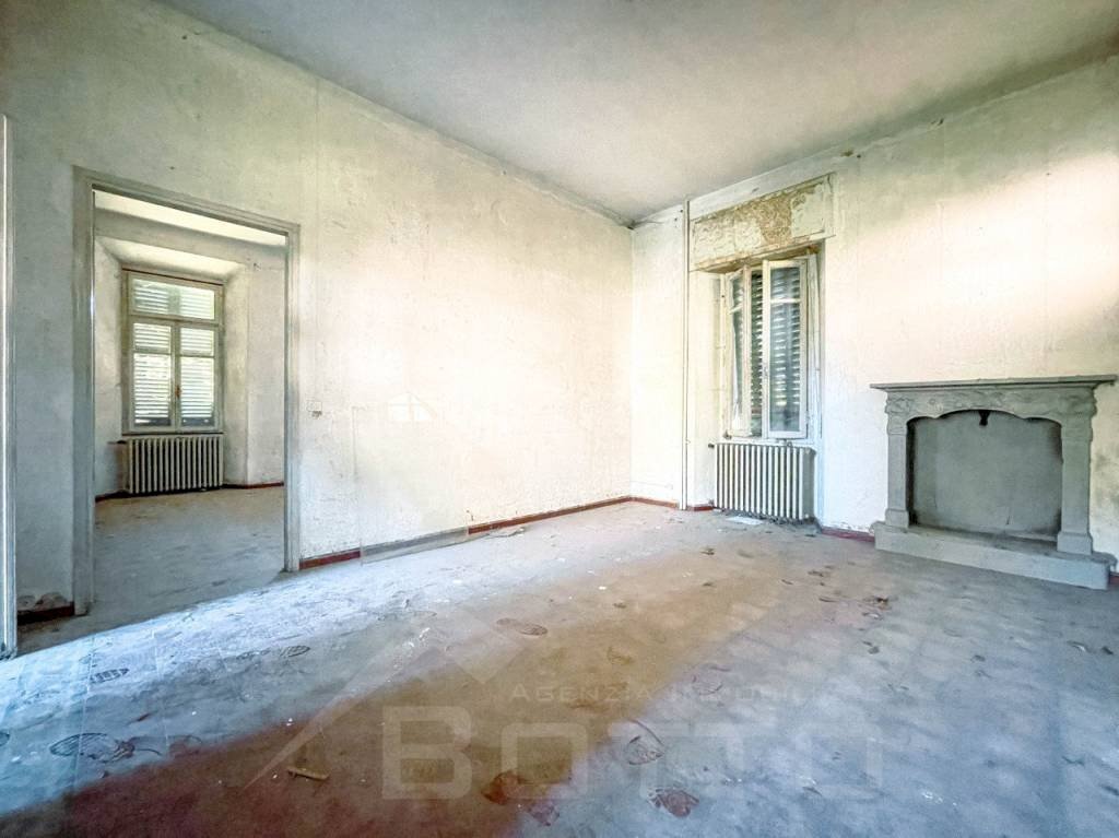 Stanza non arredata - Casa indipendente via giambattista Magistrini 18, Maggiora - foto 3