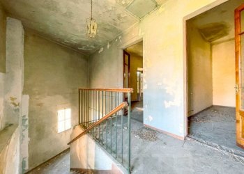 Interno palazzo - Casa indipendente via giambattista Magistrini 18, Maggiora - foto 7