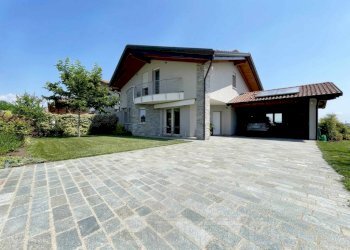 casa vendita gargallo esterno - Villa a Schiera via panighera 17, Gargallo - foto 1