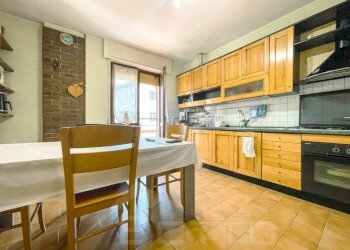 casa vendita gattico cucina - Villa via Oioli 27, Gattico-Veruno - foto 9