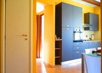 Cucina - Appartamento via Renzo Ildebrando Bocchi, 21, Parma - foto 3