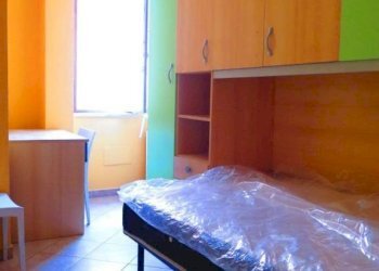 Camera da letto - Appartamento via Renzo Ildebrando Bocchi, 21, Parma - foto 9