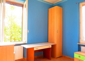 Stanza arredata - Appartamento via Renzo Ildebrando Bocchi, 21, Parma - foto 12